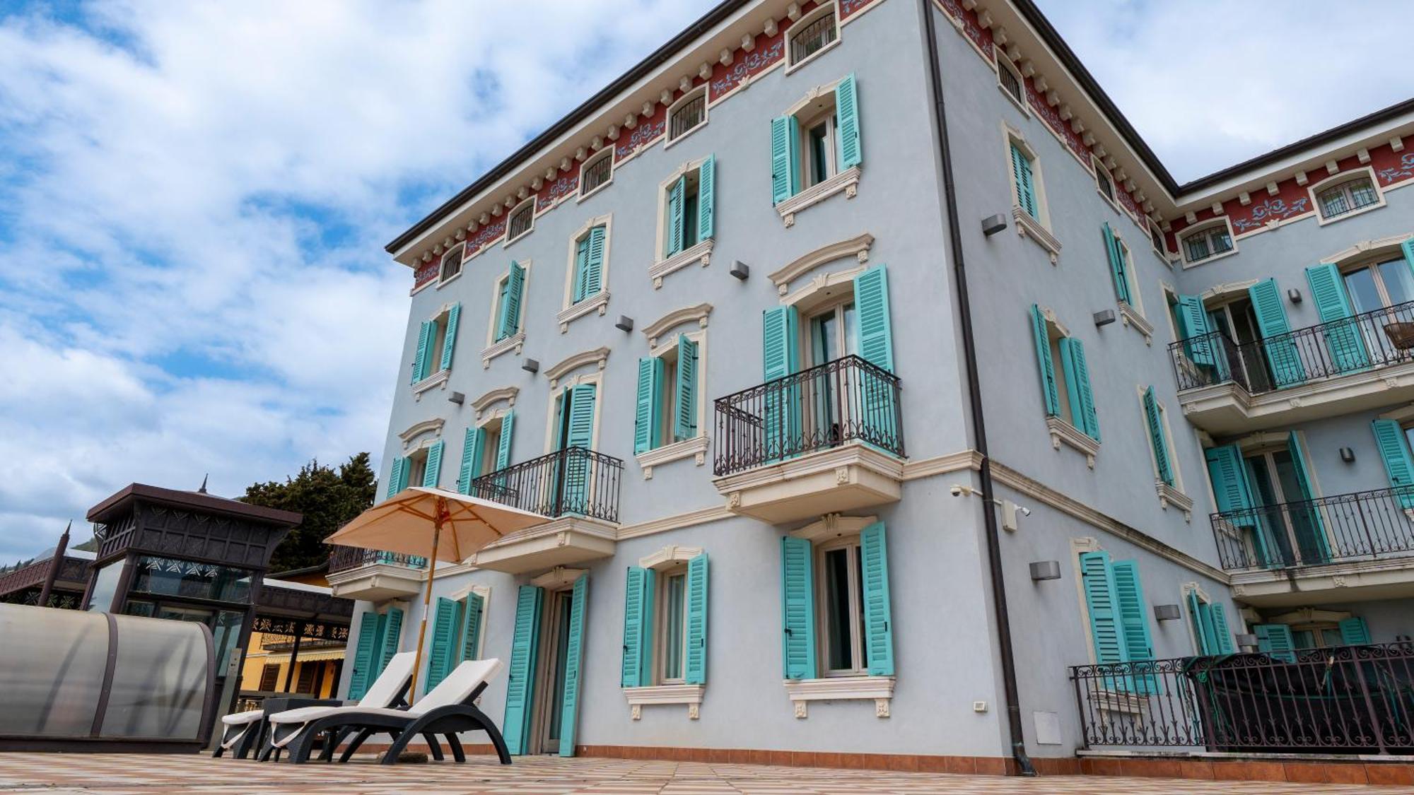 Gardone Palace Hotel Gardone Riviera Buitenkant foto